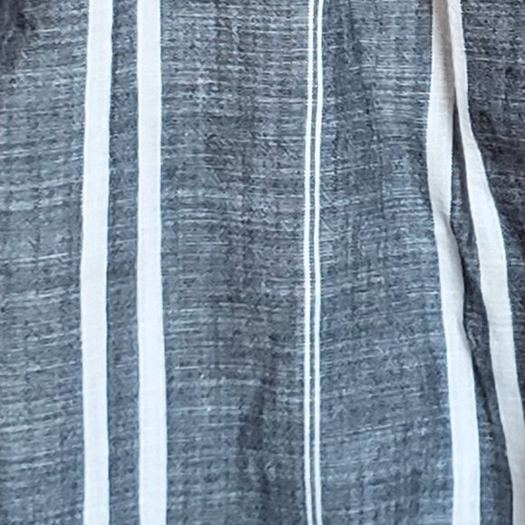 Dynamite Women's Crop Tank Top Size XS - Gently Used - Picture 5 of 5